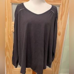 Maurice’s Top Size 3